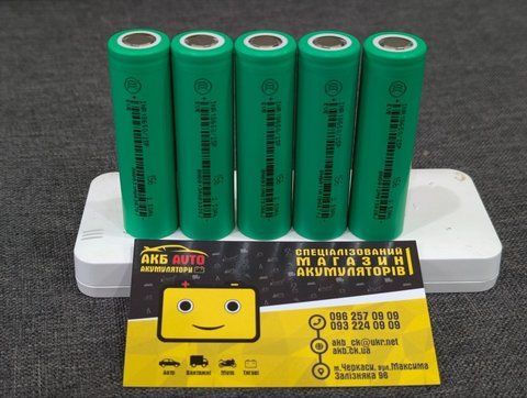 Акумулятор 18650 EVE INR18650 25P 2500mAh BAT115 фото